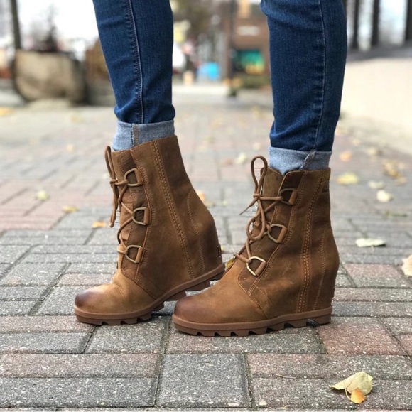Sorel Shoes - Sorel • Joan of Arctic mid wedge II lace up boot Camel Brown tan waterproof